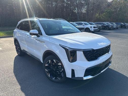 Glacial White Pearl 2026 Kia Sorento SX