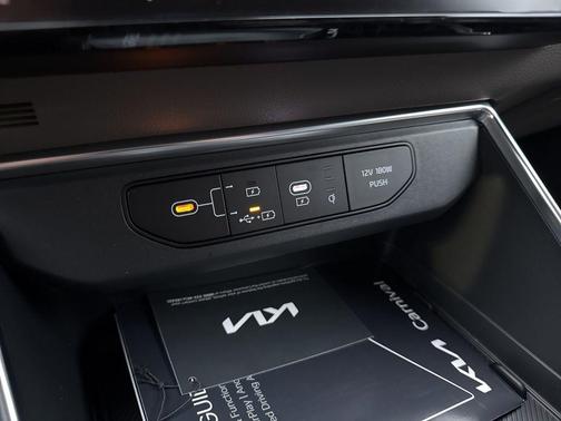 2026 Kia Carnival EX