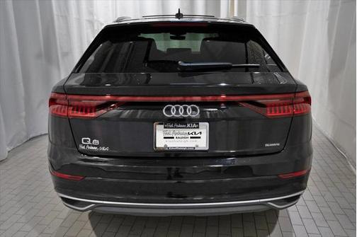 2022 Audi Q8 55 Premium Plus