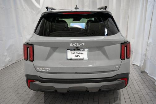 2024 Kia Sorento EX