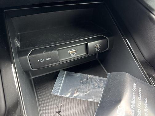 2025 Kia Telluride LX