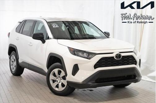2022 Toyota RAV4 LE