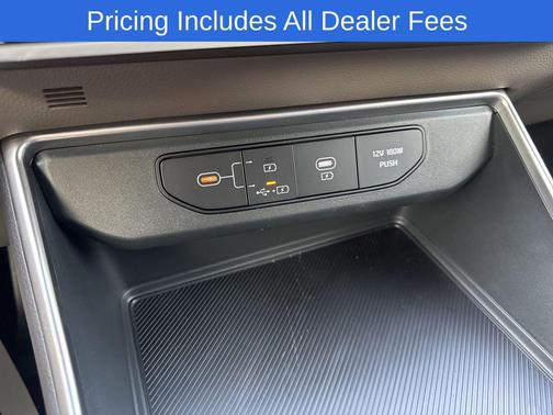 Snow White Pearl 2026 Kia Carnival LXS