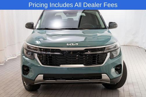 Pluton Blue/Black Roof 2026 Kia Seltos S