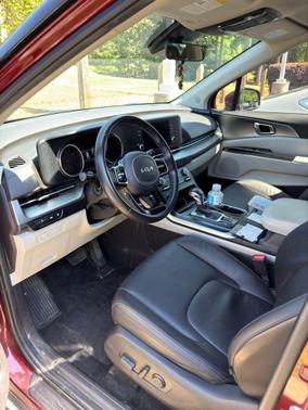 Flare Red 2022 Kia Carnival LXS