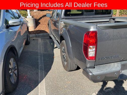Gun Metallic 2019 Nissan Frontier SV