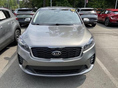 Titanium Silver 2019 Kia Sorento LX