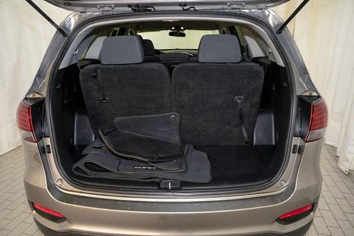Titanium Silver 2019 Kia Sorento LX