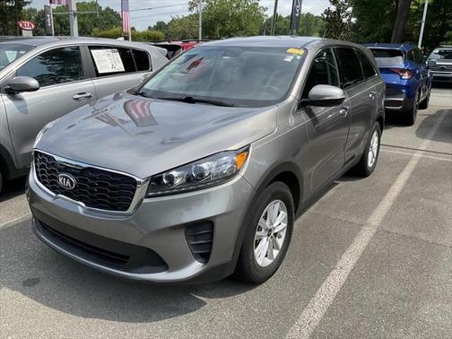 Titanium Silver 2019 Kia Sorento LX