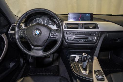 2015 BMW 320 i