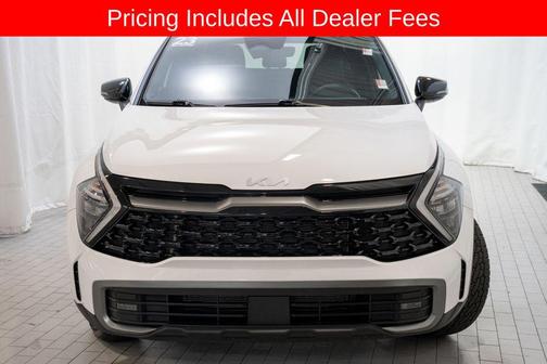 Glacial White Pearl 2023 Kia Sportage S