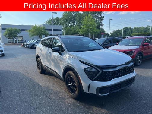 Glacial White Pearl 2023 Kia Sportage S