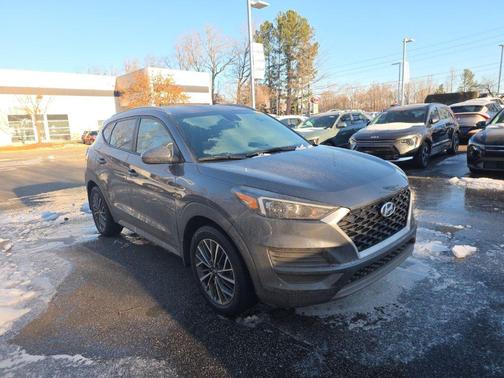 2019 Hyundai TUCSON SE