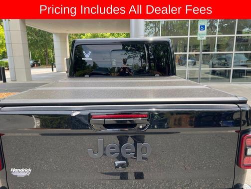 Black Clearcoat 2023 Jeep Gladiator High Altitude 4x4