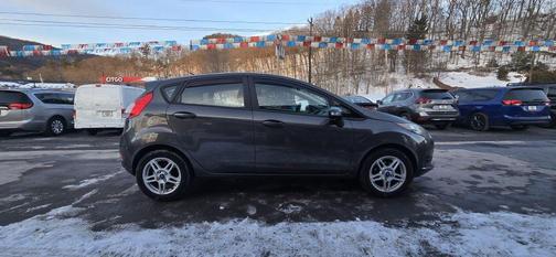 2017 Ford Fiesta SE