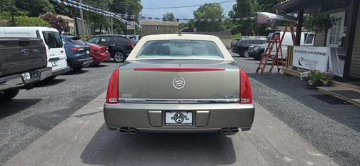 2011 Cadillac DTS Luxury