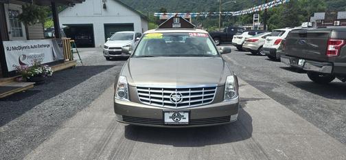 2011 Cadillac DTS Luxury