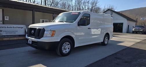 2018 Nissan NV Cargo NV2500 HD SV V6/SV V8