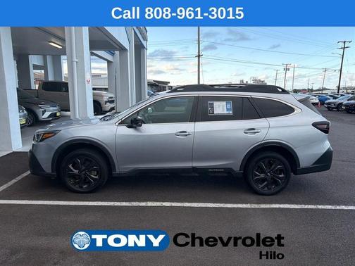 Ice Silver Metallic 2022 Subaru Outback Onyx Edition XT