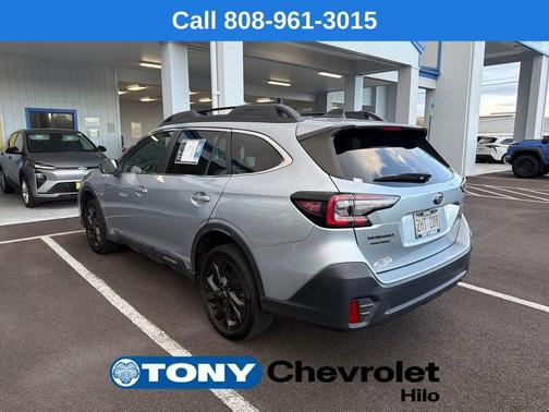 Ice Silver Metallic 2022 Subaru Outback Onyx Edition XT