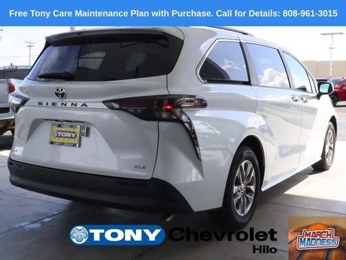 2026 Toyota Sienna XLE 8 Passenger