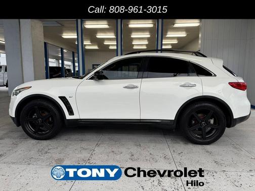 2015 INFINITI QX70 Base