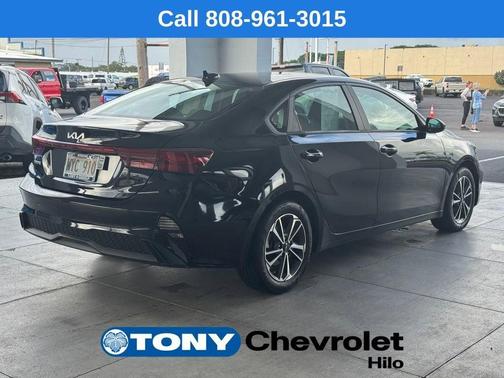 Black 2024 Kia Forte LXS