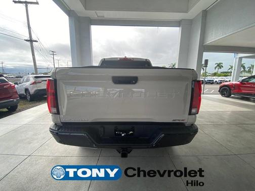 White Sand 2026 Chevrolet Colorado ZR2