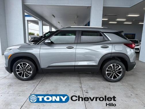 Sterling Gray Metallic 2026 Chevrolet Trailblazer LT