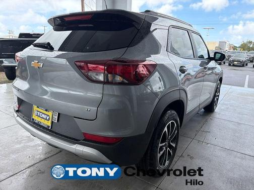 Sterling Gray Metallic 2026 Chevrolet Trailblazer LT