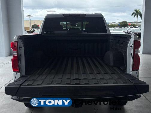 Summit White 2026 Chevrolet Silverado 1500 ZR2