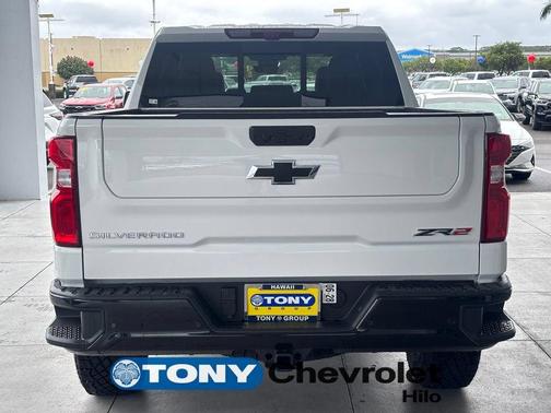 Summit White 2026 Chevrolet Silverado 1500 ZR2