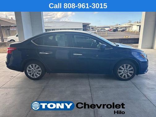 Gray 2017 Nissan Sentra SV
