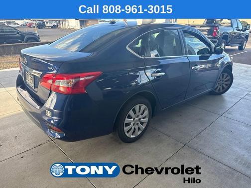 Gray 2017 Nissan Sentra SV