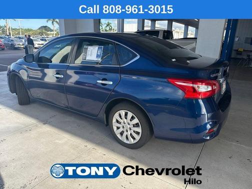 Gray 2017 Nissan Sentra SV