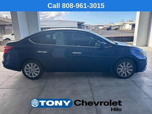 Gray 2017 Nissan Sentra SV