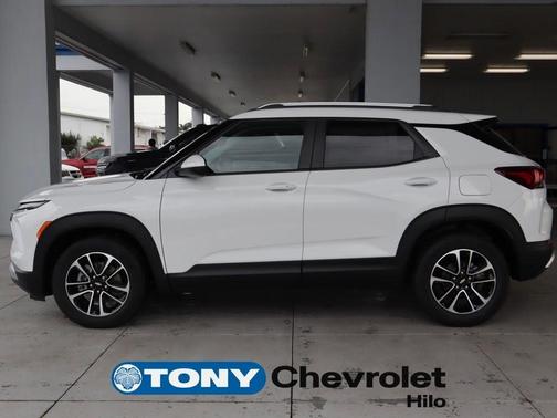 Summit White 2026 Chevrolet Trailblazer LT