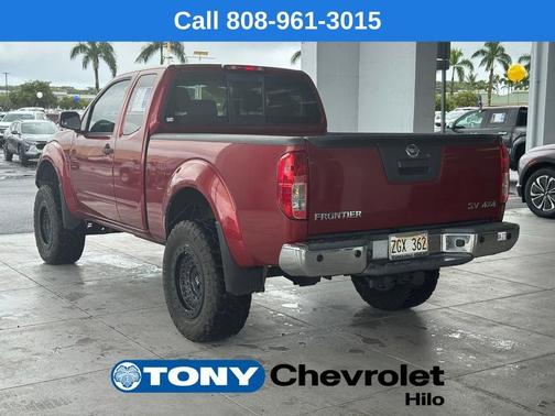 Red 2019 Nissan Frontier SV