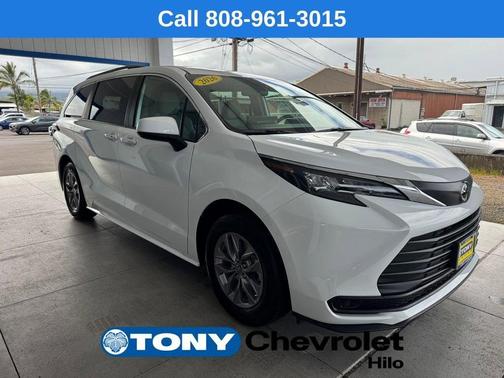 White 2026 Toyota Sienna LE