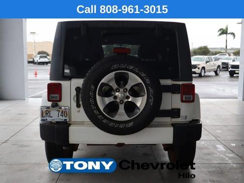 White 2016 Jeep Wrangler Unlimited Sahara