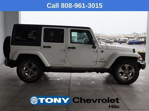 White 2016 Jeep Wrangler Unlimited Sahara