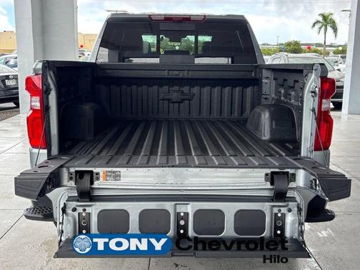 Sterling Gray Metallic 2026 Chevrolet Silverado 1500 High Country