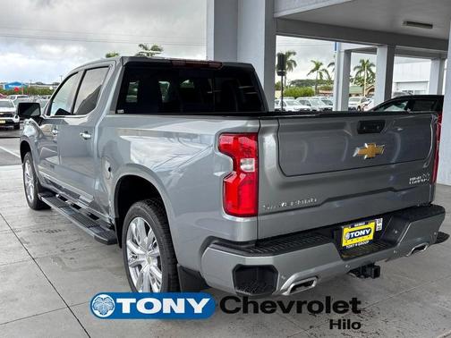 Sterling Gray Metallic 2026 Chevrolet Silverado 1500 High Country