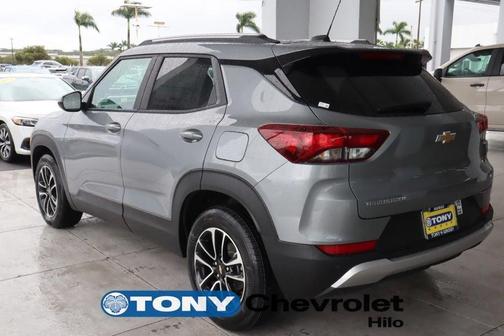 Sterling Gray Metallic 2026 Chevrolet Trailblazer LT