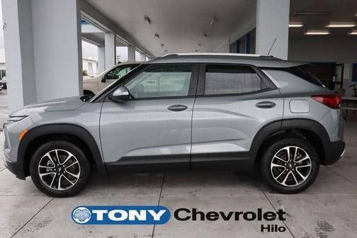 Sterling Gray Metallic 2026 Chevrolet Trailblazer LT