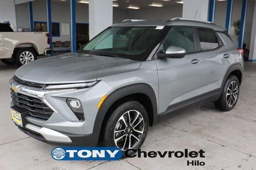 Sterling Gray Metallic 2026 Chevrolet Trailblazer LT