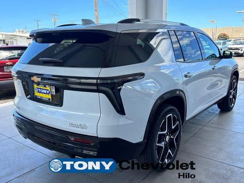 Polar White 2026 Chevrolet Traverse High Country