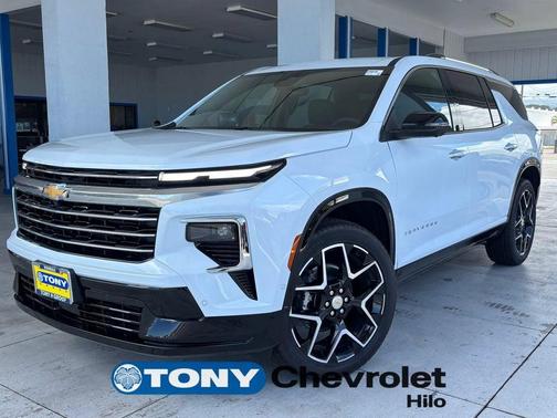 Polar White 2026 Chevrolet Traverse High Country