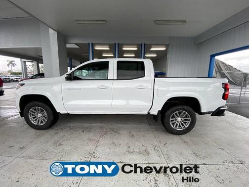 Summit White 2026 Chevrolet Colorado LT
