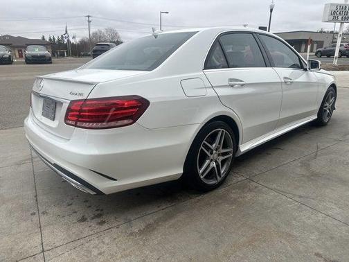 2015 Mercedes-Benz E-Class 4MATIC